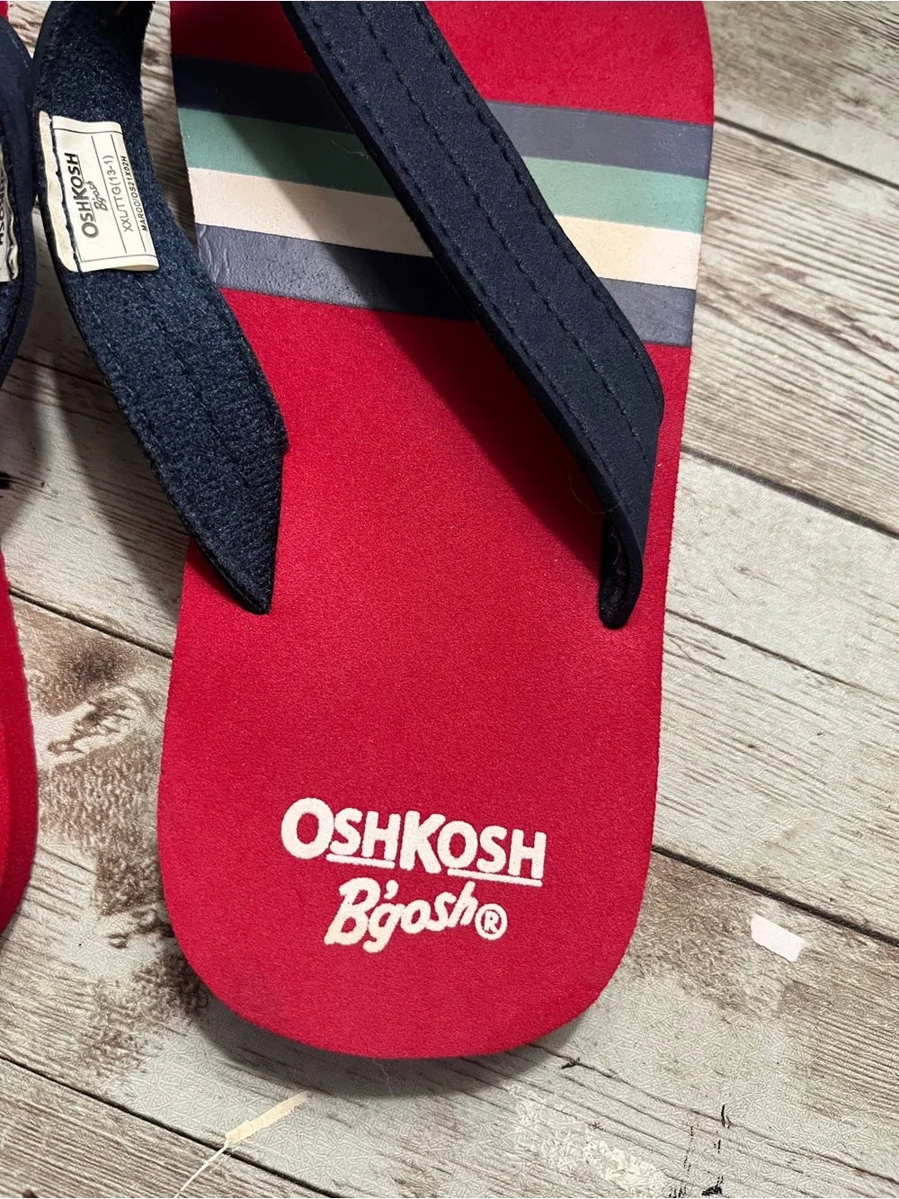 OSH Kosh flip flops